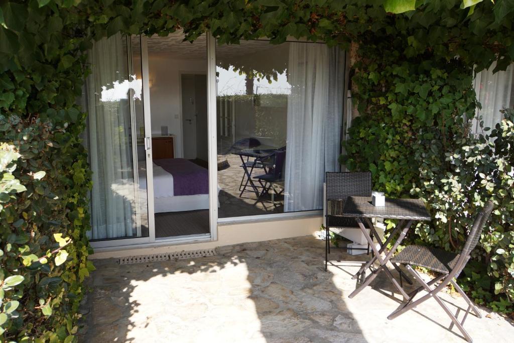 Hotel Azur Bord De Mer La Grande-Motte Room photo