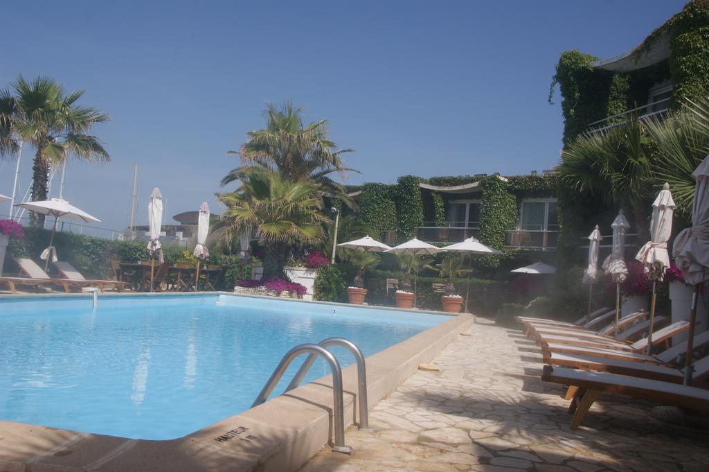 Hotel Azur Bord De Mer La Grande-Motte Exterior photo